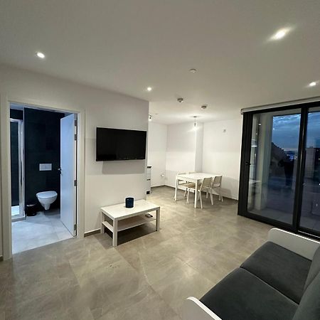 New Cp Luxury Studio With Spa Gibraltar Exterior foto