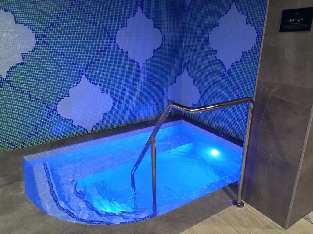 New Cp Luxury Studio With Spa Gibraltar Exterior foto